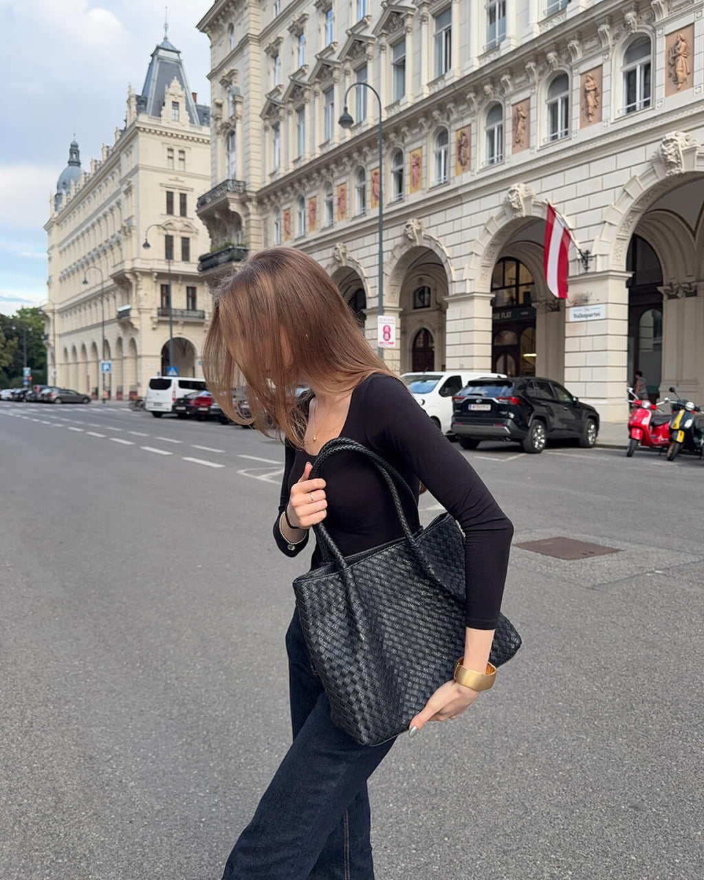 Women's Woven Extra Large Tote Bag - 9