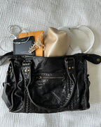 Women's Shoulder Bag with Minimalist Silhouette - 5