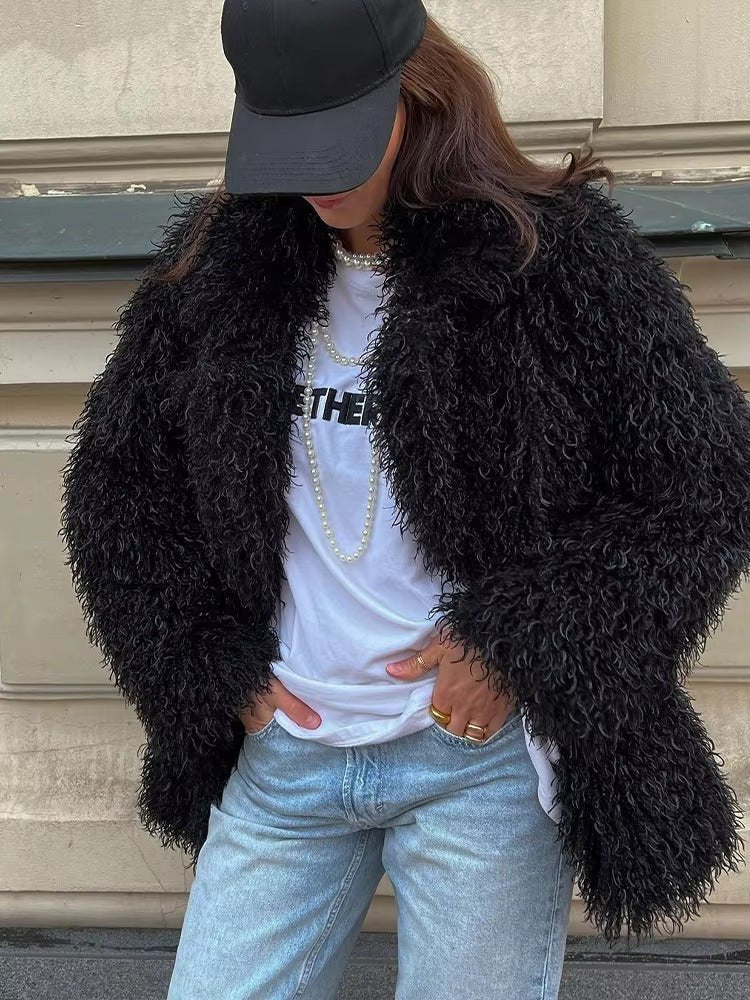 Women's Faux Fur Coat Oversized with Shaggy Texture - Black