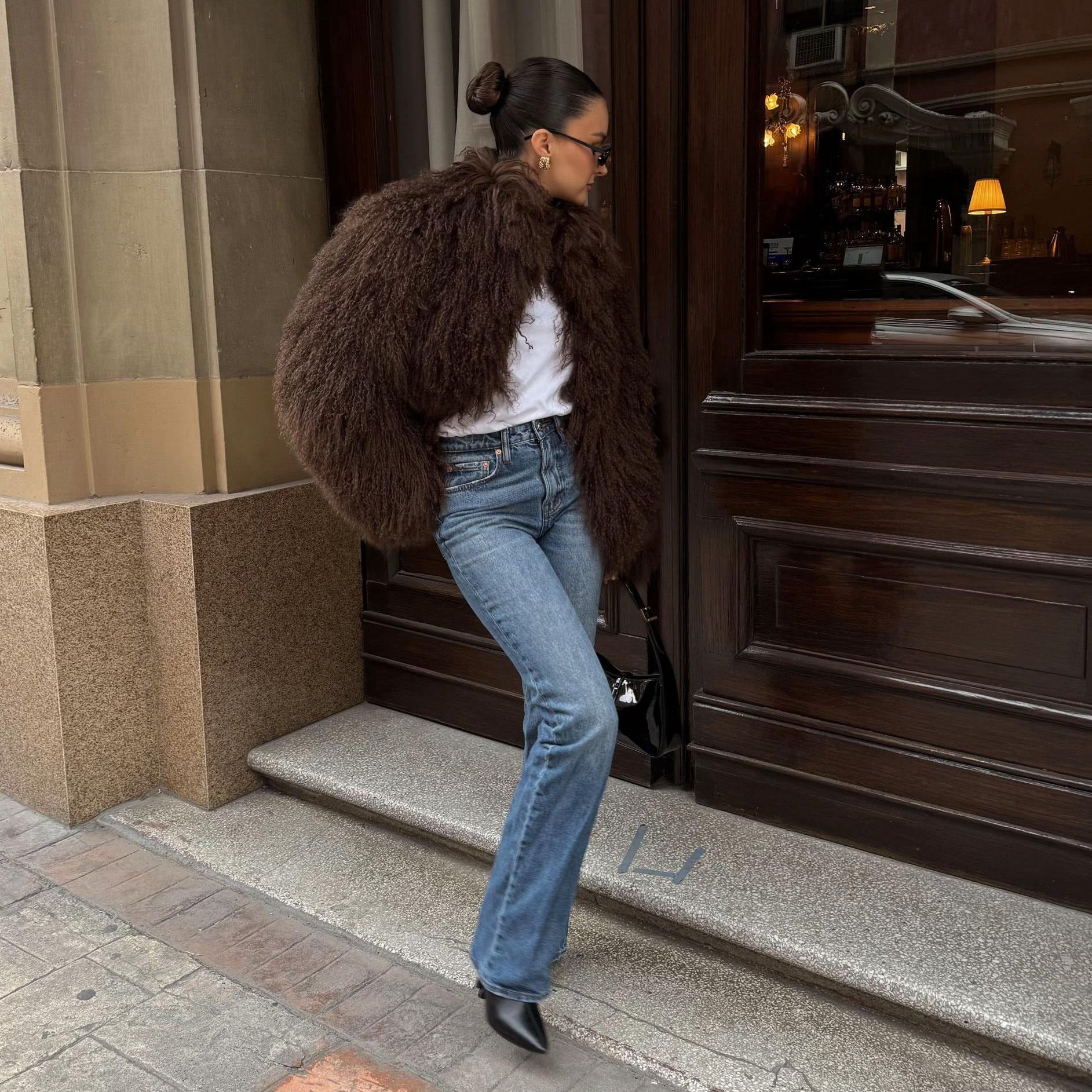 Women's Faux Fur Coat Oversized with Shaggy Texture - 9