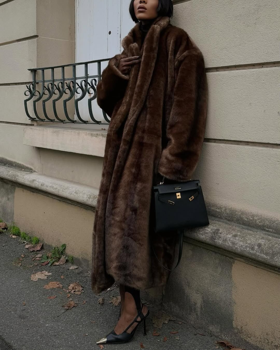 Women's Faux Fur Maxi Coat with Floor-Length Silhouette - 6