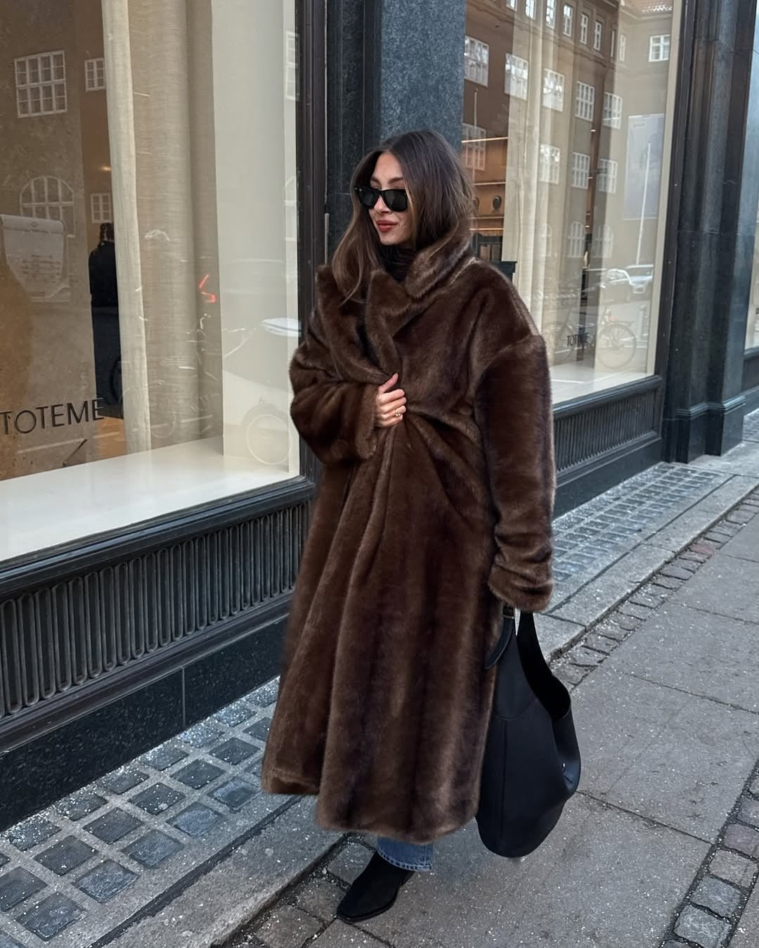Women's Faux Fur Maxi Coat with Floor-Length Silhouette - 5