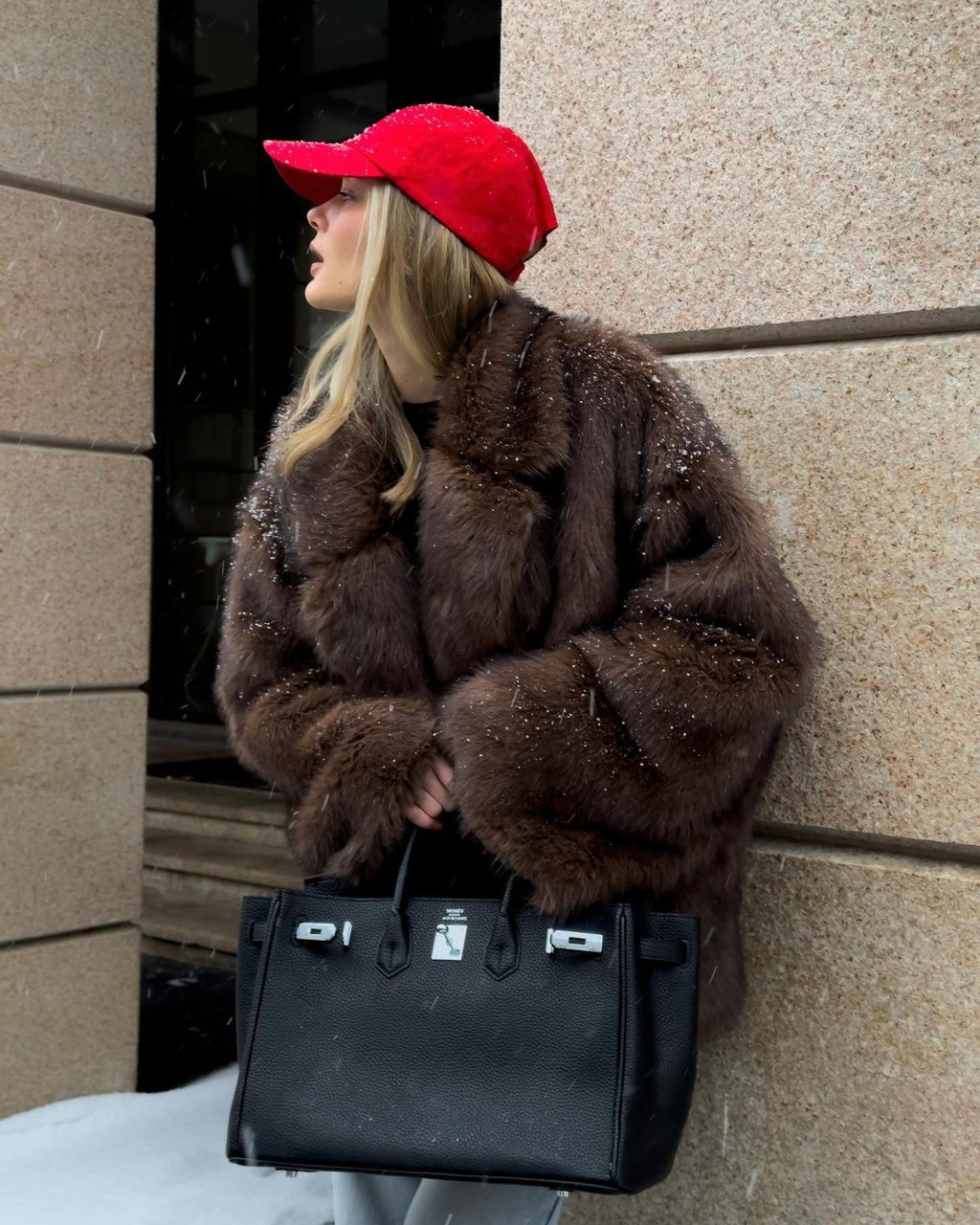 Women's Faux Fur Coat Relaxed Fit with Gradient Tones - Brown