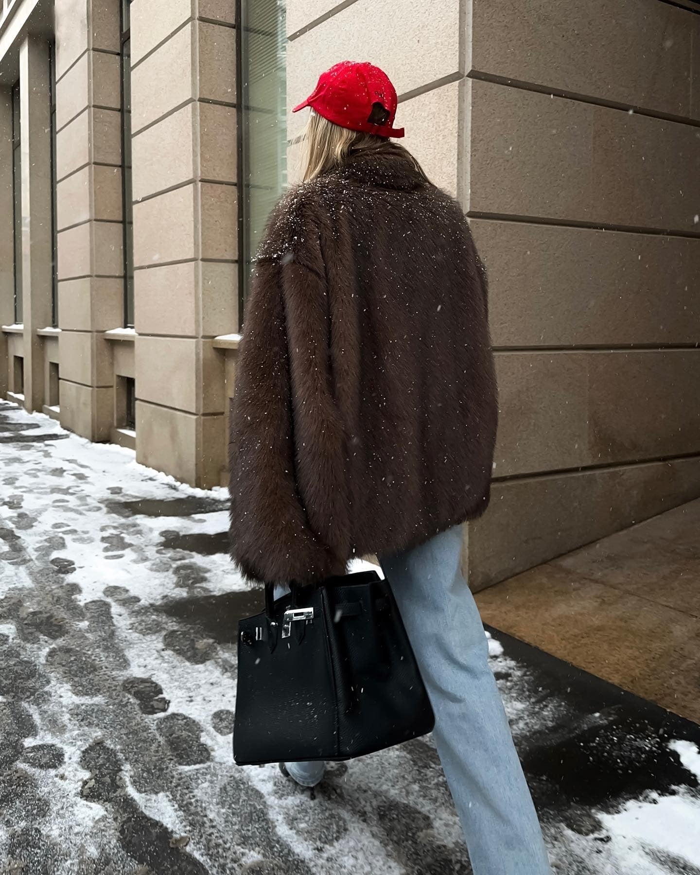Women's Faux Fur Coat Relaxed Fit with Gradient Tones - Brown