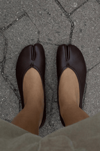 Women's Split-Toe Flats with Cushioned Footbed - Brown