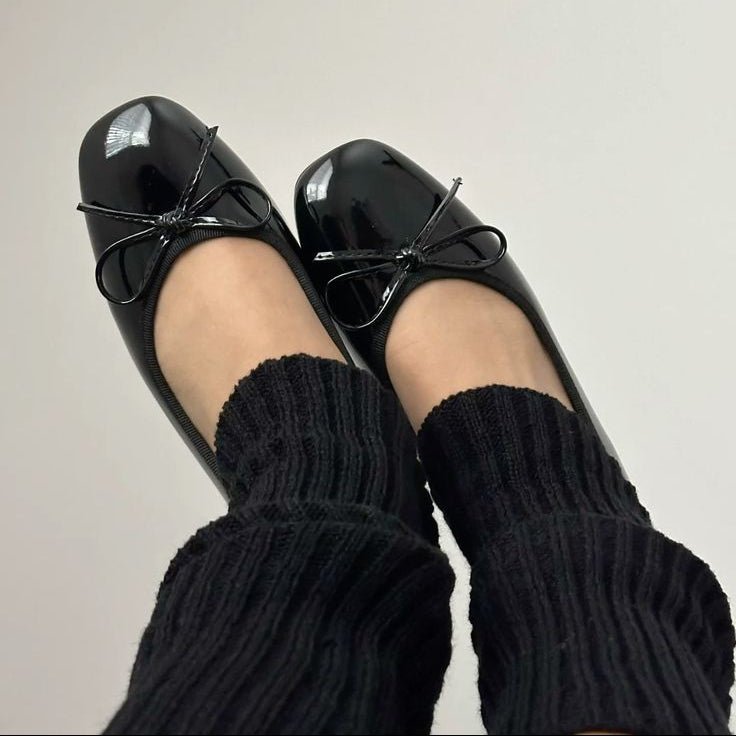Women's Ballet Flats with Bow Detail and Cushioned Footbed - Black