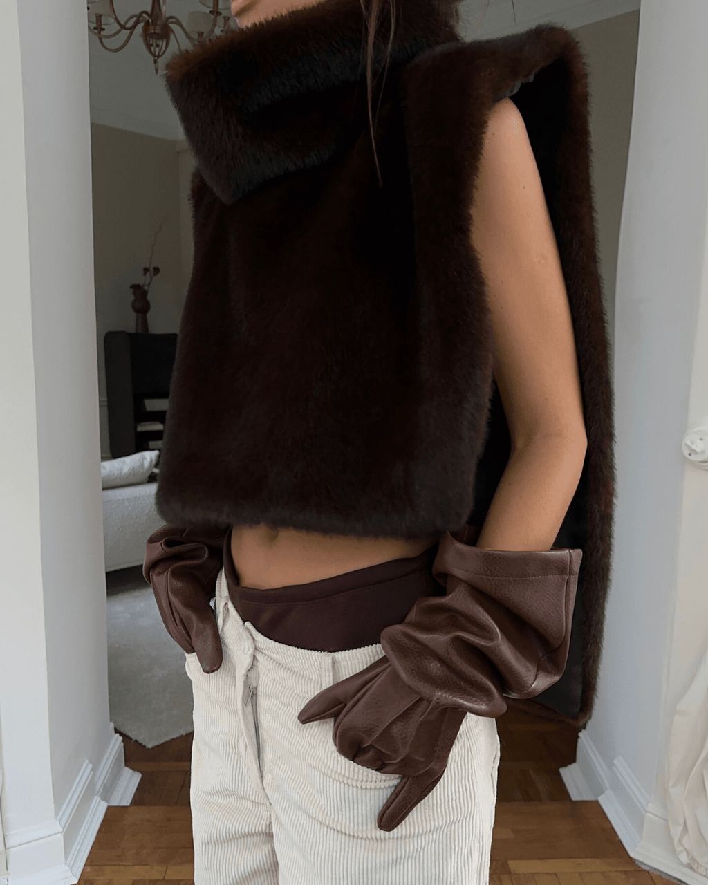 Women's Turtleneck Gilet Sleeveless with Asymmetric Cropped Silhouette - Brown