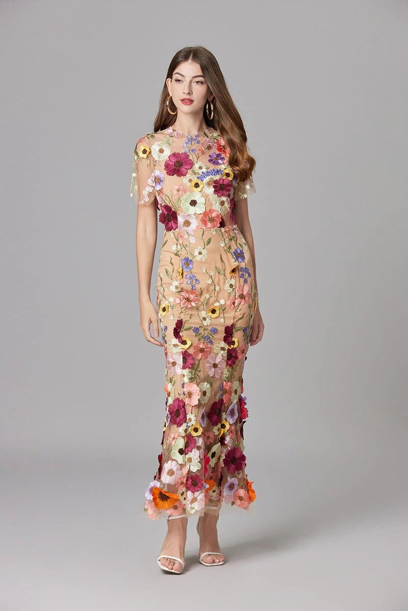 Women's Maxi Dress Sleeveless with Floral Appliqué and Crew Neckline - 10