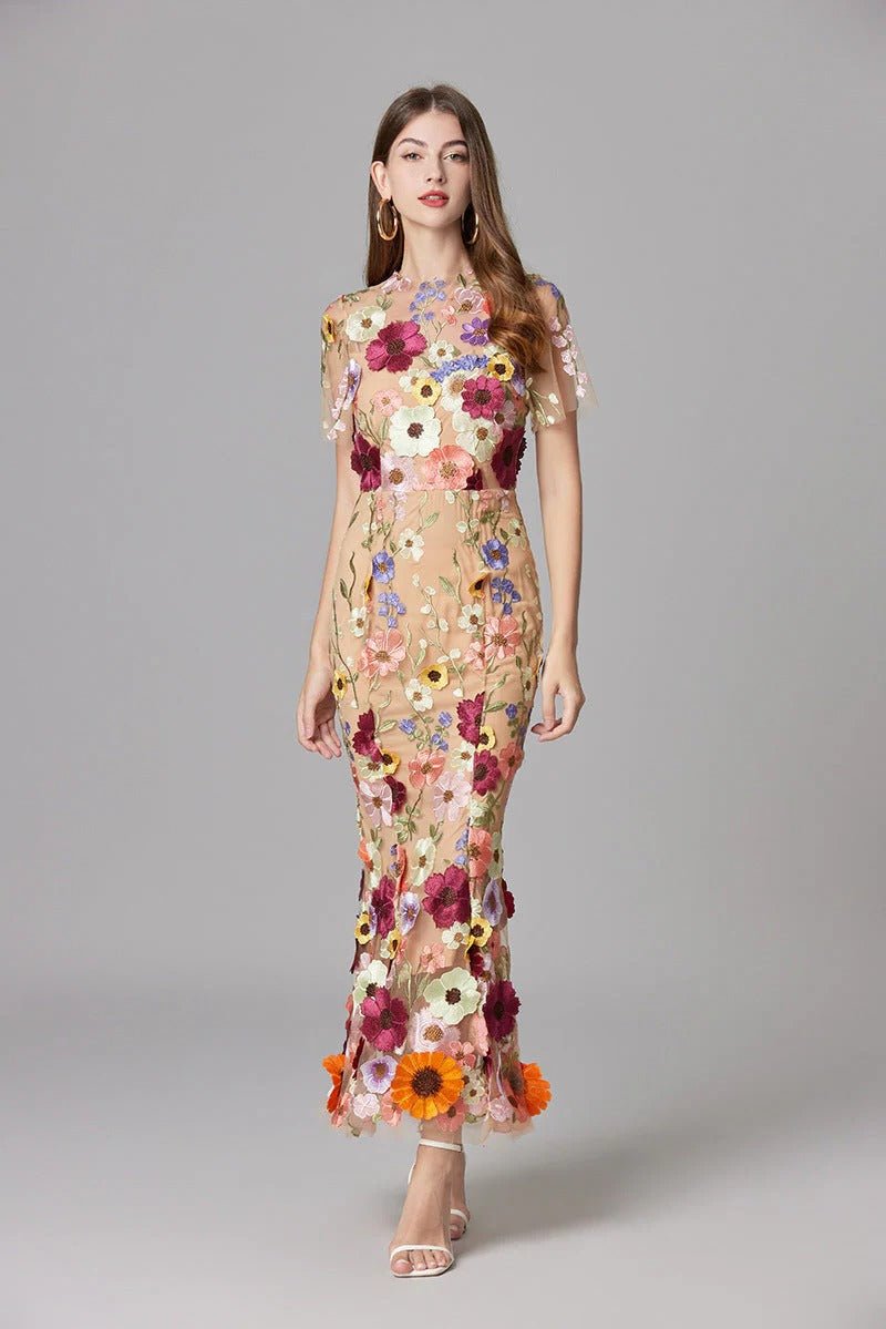 Women's Maxi Dress Sleeveless with Floral Appliqué and Crew Neckline - 8