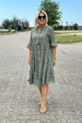 Women's A-Line Dress with Three-Quarter Sleeves and Front Buttons - Green